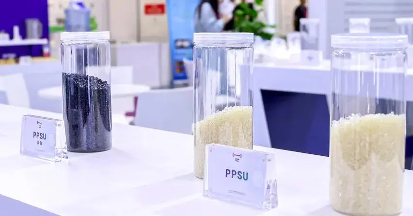Het materiaal van brandweerhelmhelm onthullen: de uitzonderlijke prestaties en toepassingen van PPSU en PSU
