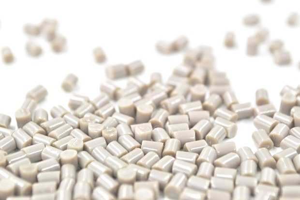 De basis voor sierlijke vluchten: naarmate de economie op lage hoogte een vlucht neemt, werden technische kunststoffen de ‘onbezongen helden’